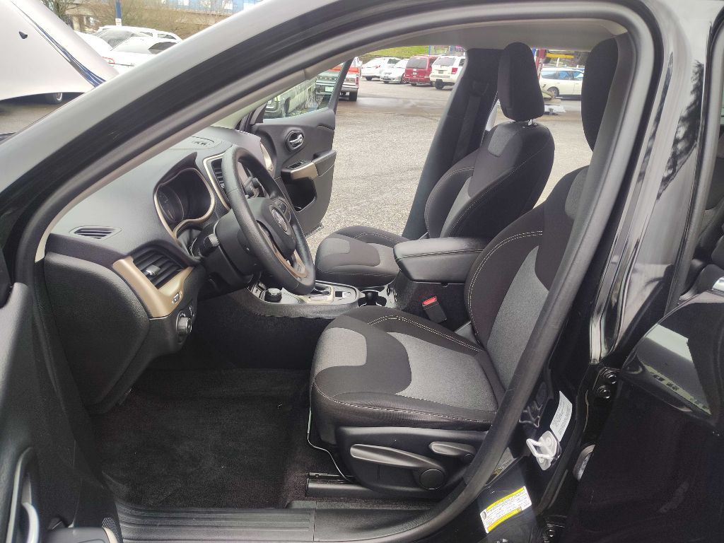 2018 Jeep Cherokee Image 14