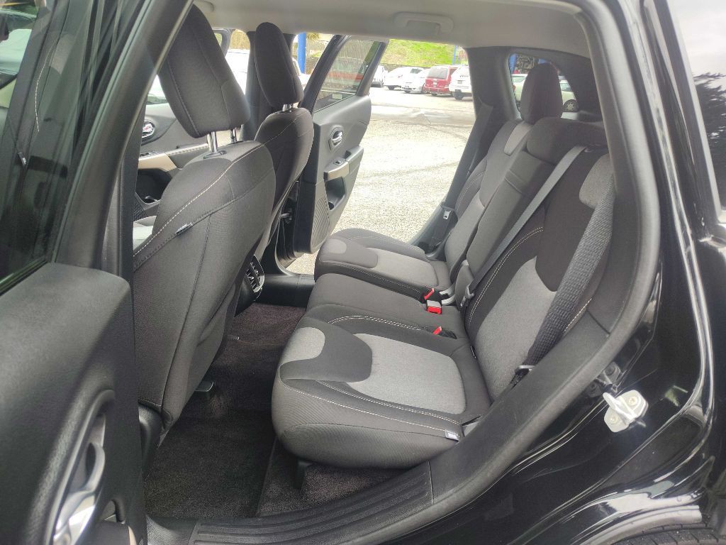 2018 Jeep Cherokee Image 15