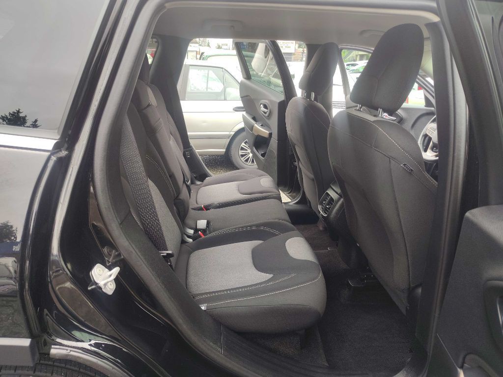 2018 Jeep Cherokee Image 17