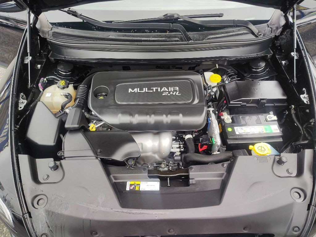 2018 Jeep Cherokee Image 19