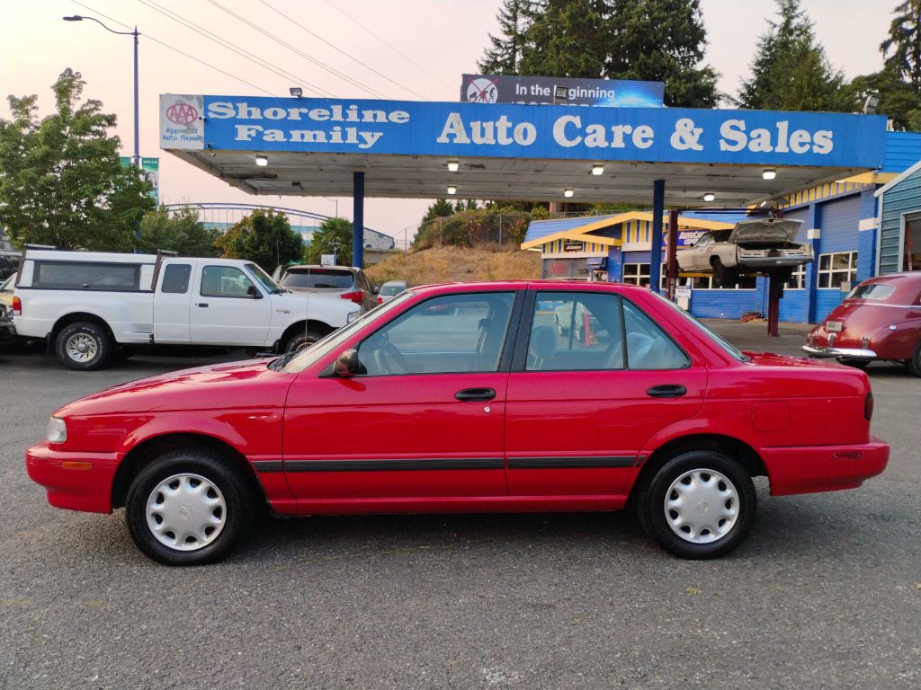 1994 Nissan Sentra Image 4