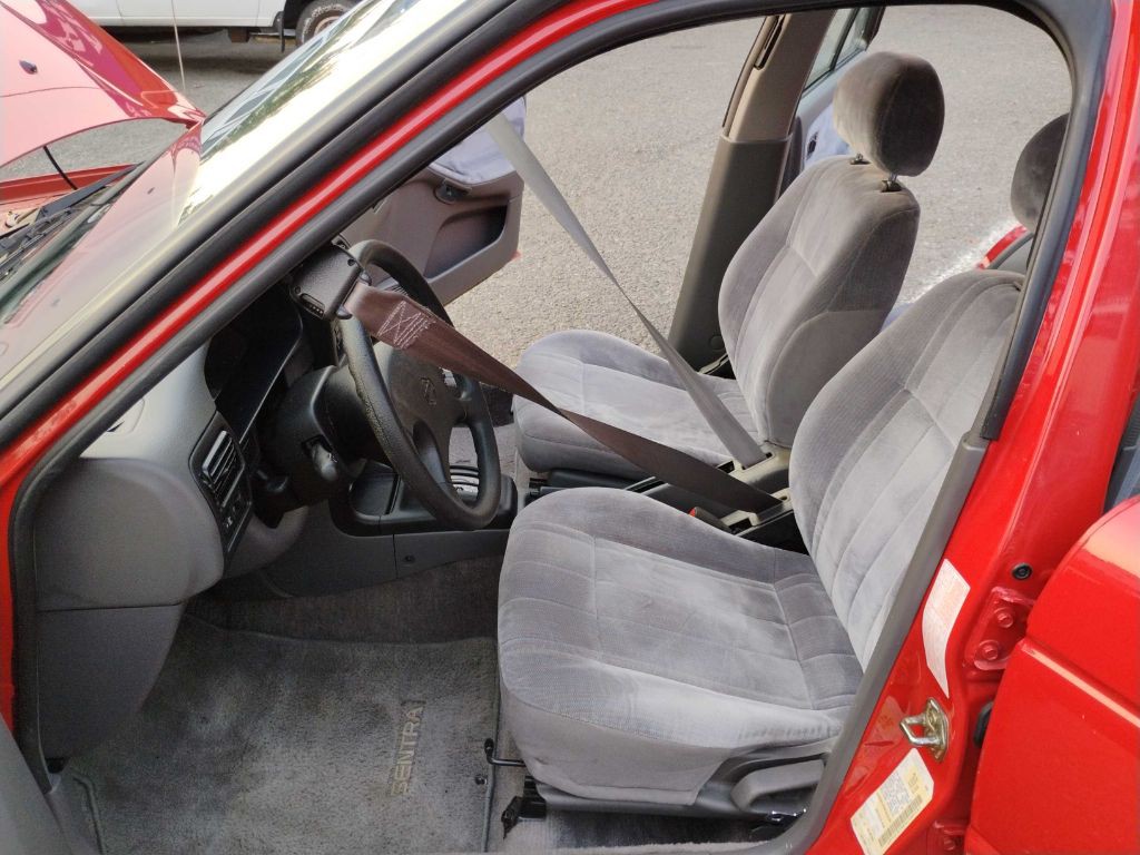 1994 Nissan Sentra Image 14