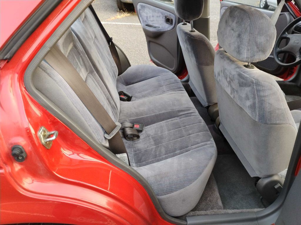 1994 Nissan Sentra Image 17