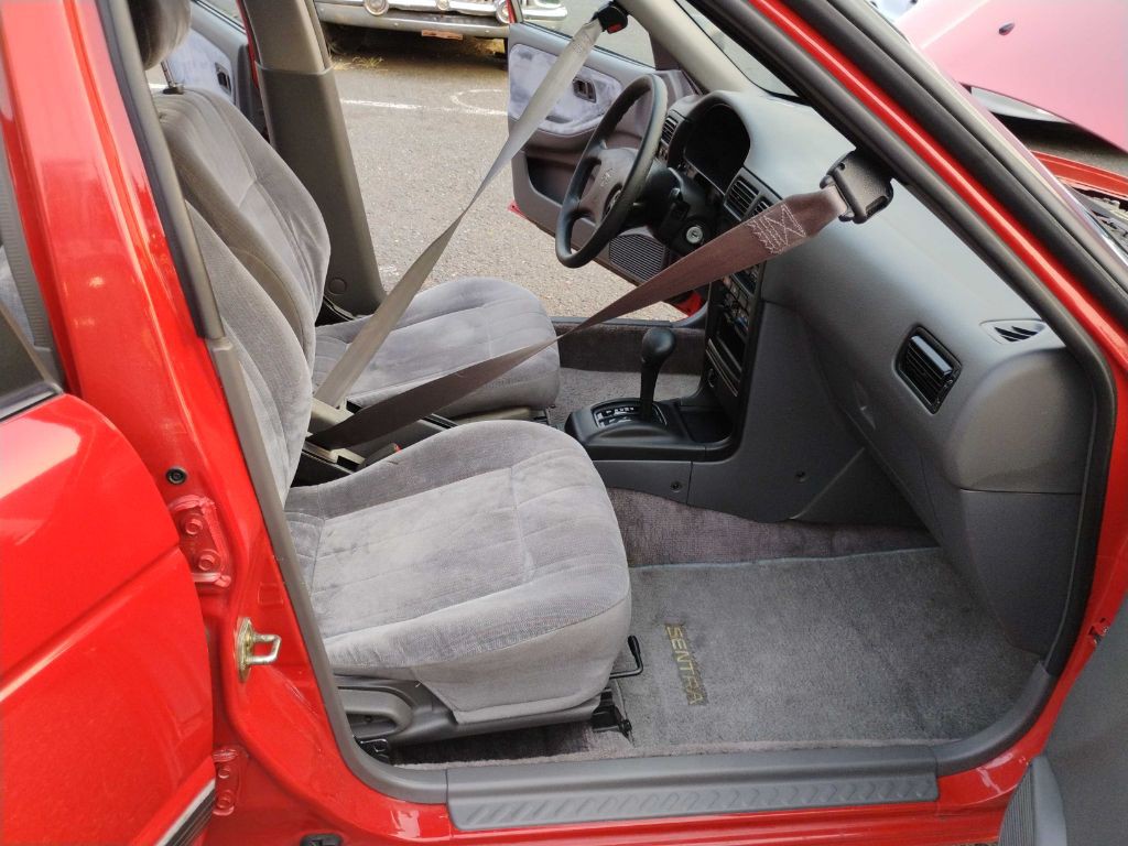 1994 Nissan Sentra Image 18