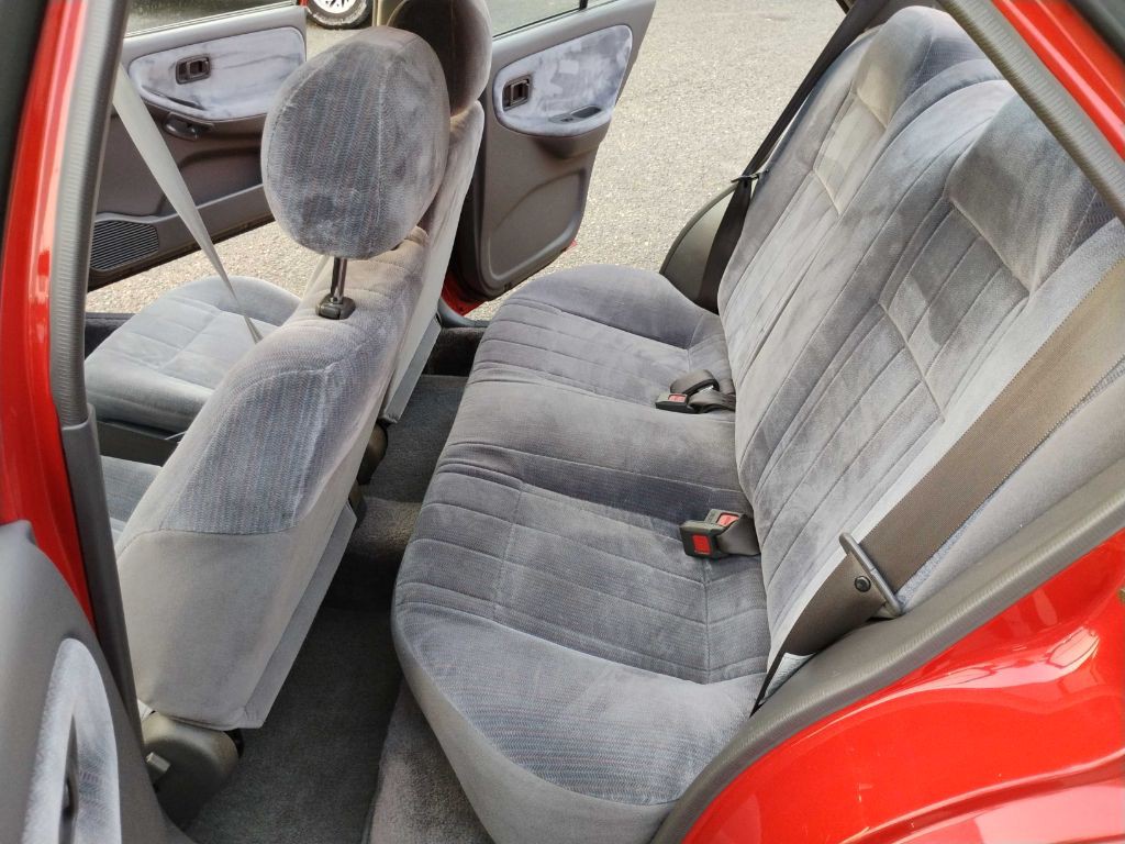 1994 Nissan Sentra Image 15