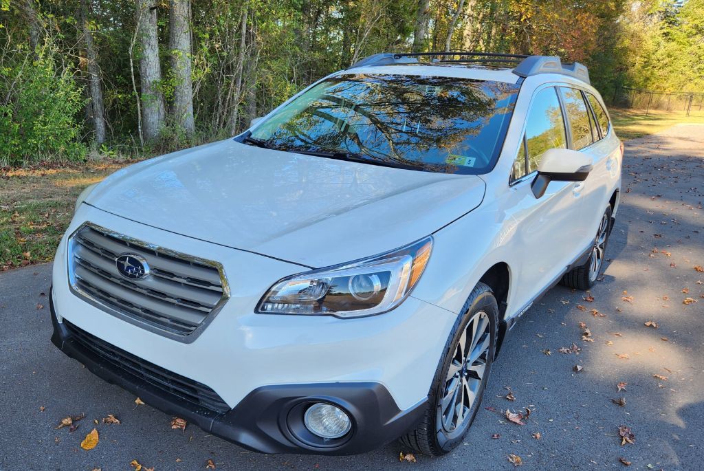 2017 Subaru Outback Image 1
