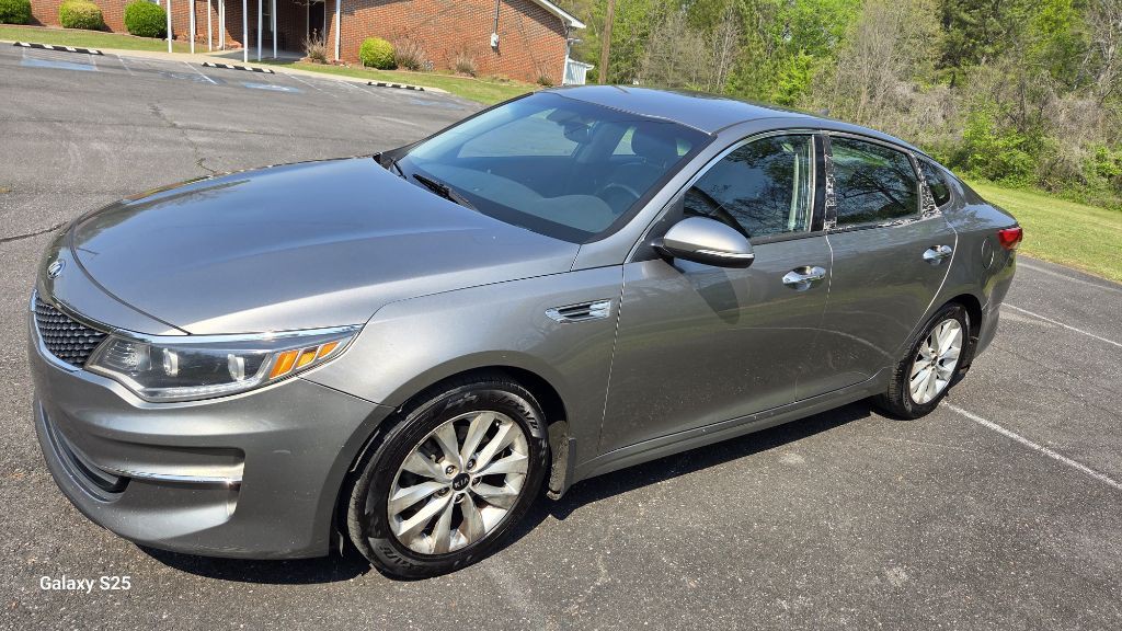 2016 Kia Optima Image 2