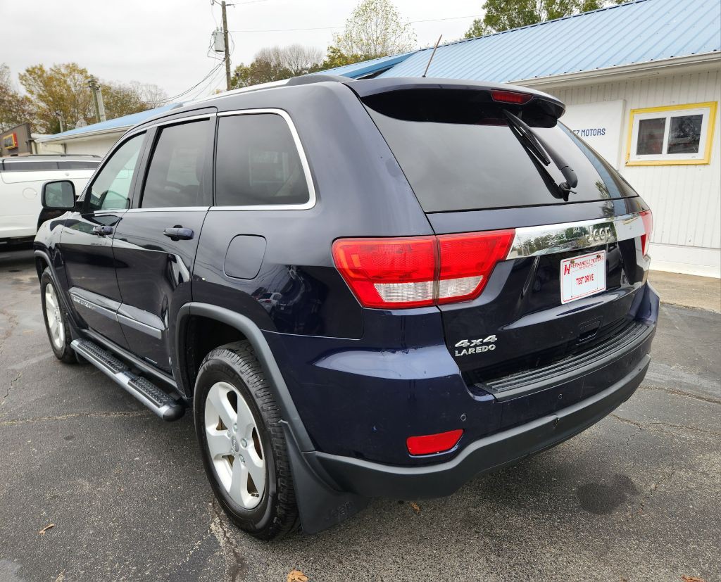 2013 Jeep Grand Cherokee Image 16
