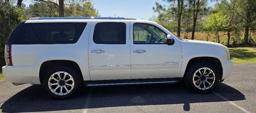 2009 GMC Yukon Image 3