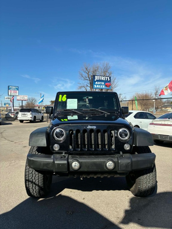 2016 Jeep Wrangler Unlimited Image 2