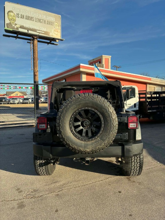 2016 Jeep Wrangler Unlimited Image 11