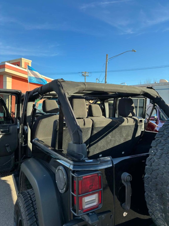2016 Jeep Wrangler Unlimited Image 14