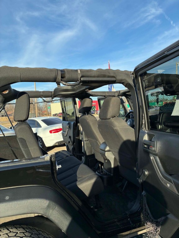2016 Jeep Wrangler Unlimited Image 15
