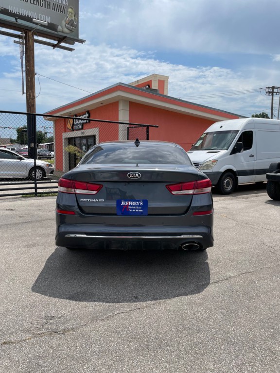 2020 Kia Optima Image 6