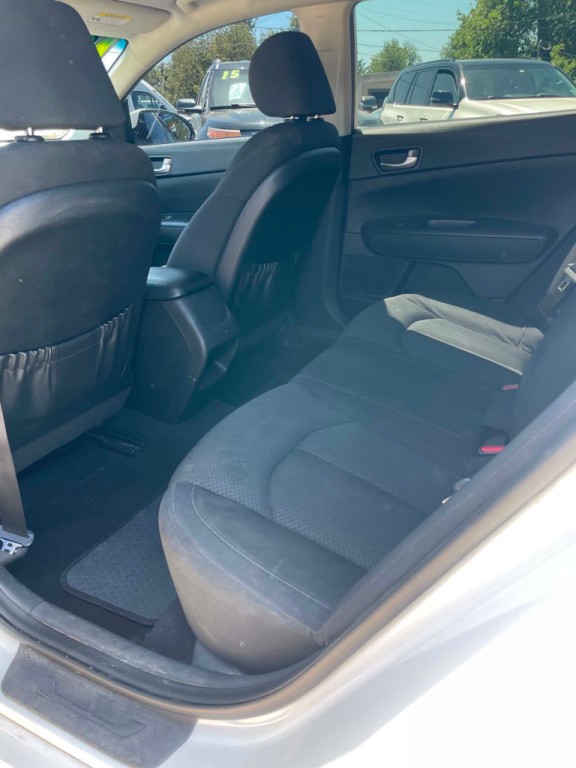 2018 Kia Optima Image 9