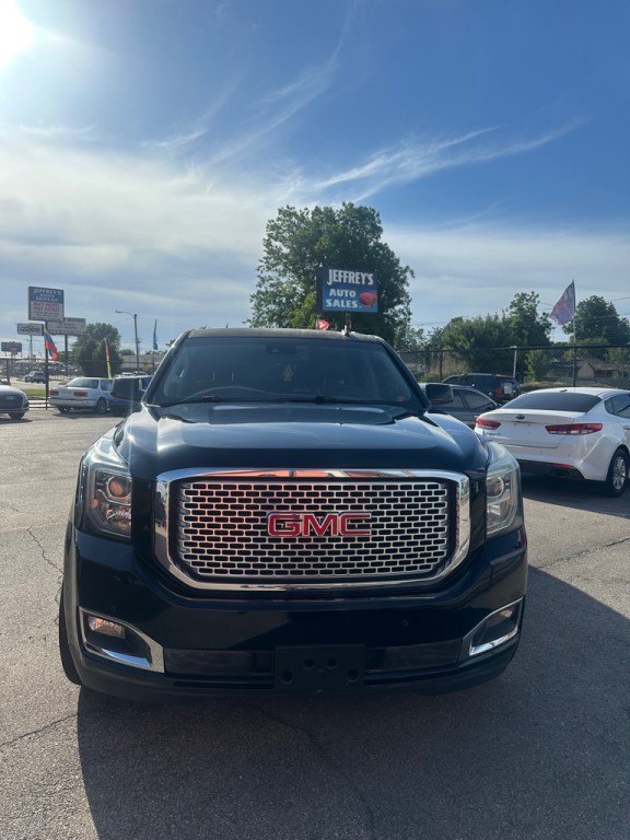 2015 GMC Yukon Image 2