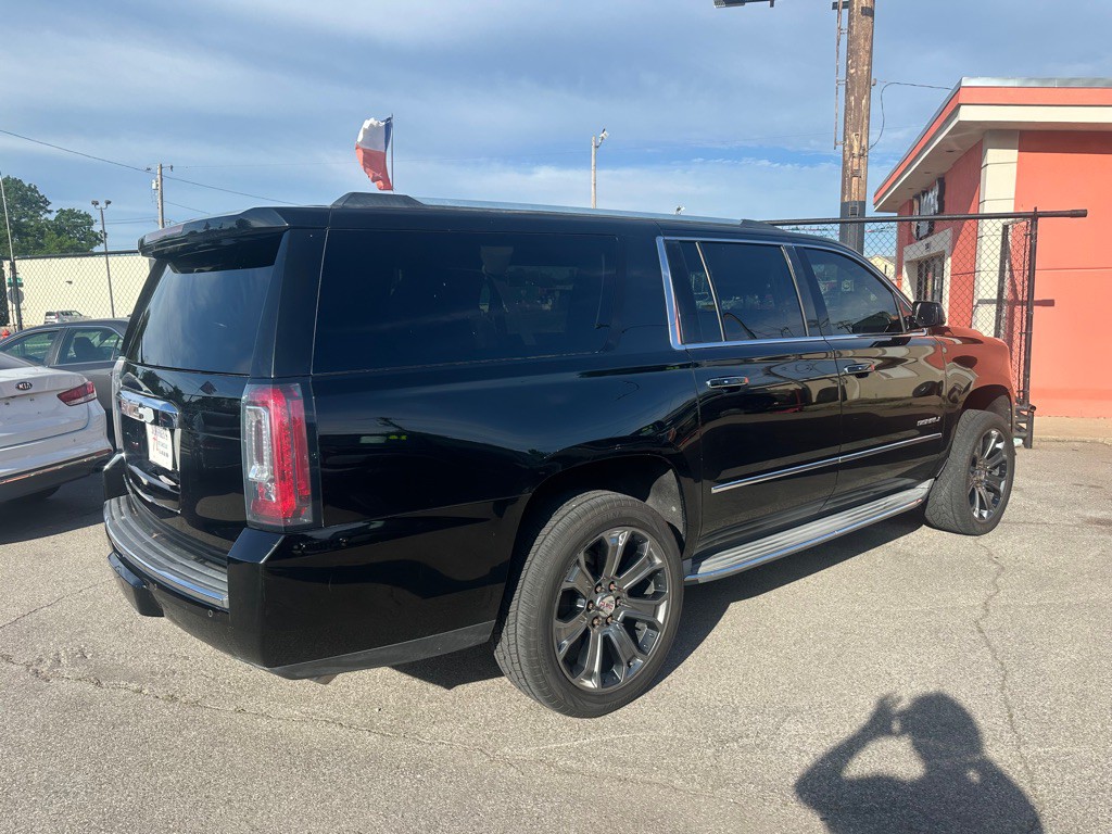2015 GMC Yukon Image 5