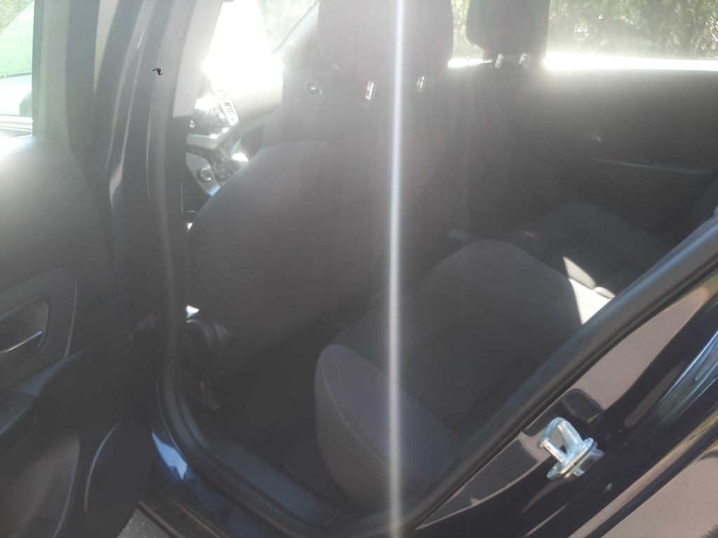 2014 Chevrolet Cruze Image 14