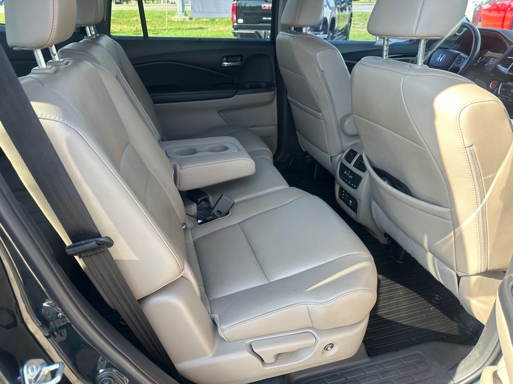 2016 Honda Pilot Image 12