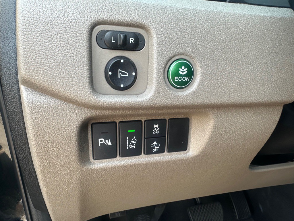 2016 Honda Pilot Image 17