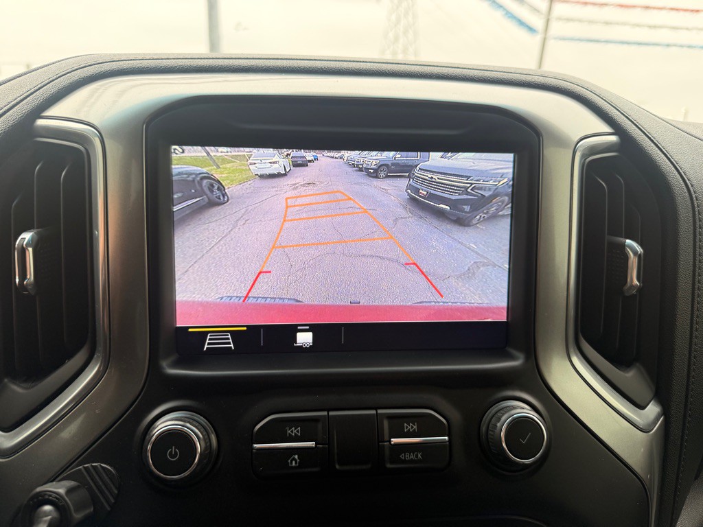 2019 Chevrolet Silverado 1500 Image 14