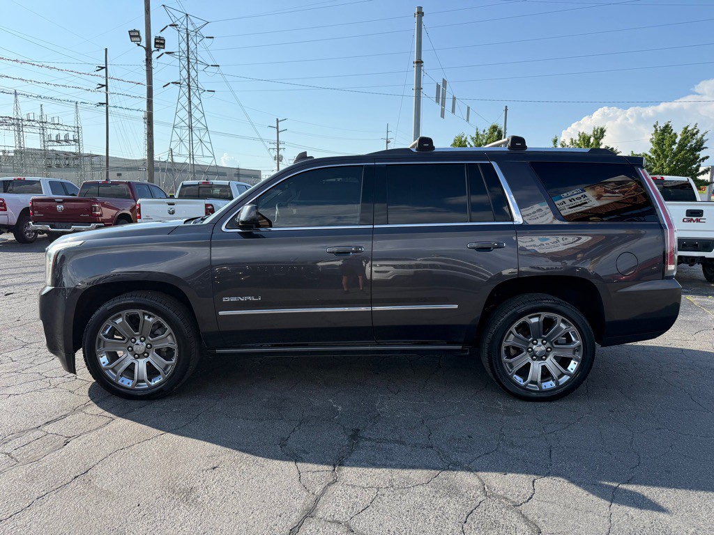 2015 GMC Yukon Image 9