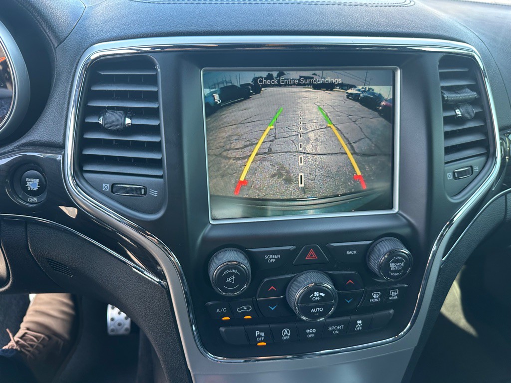 2016 Jeep Grand Cherokee Image 13