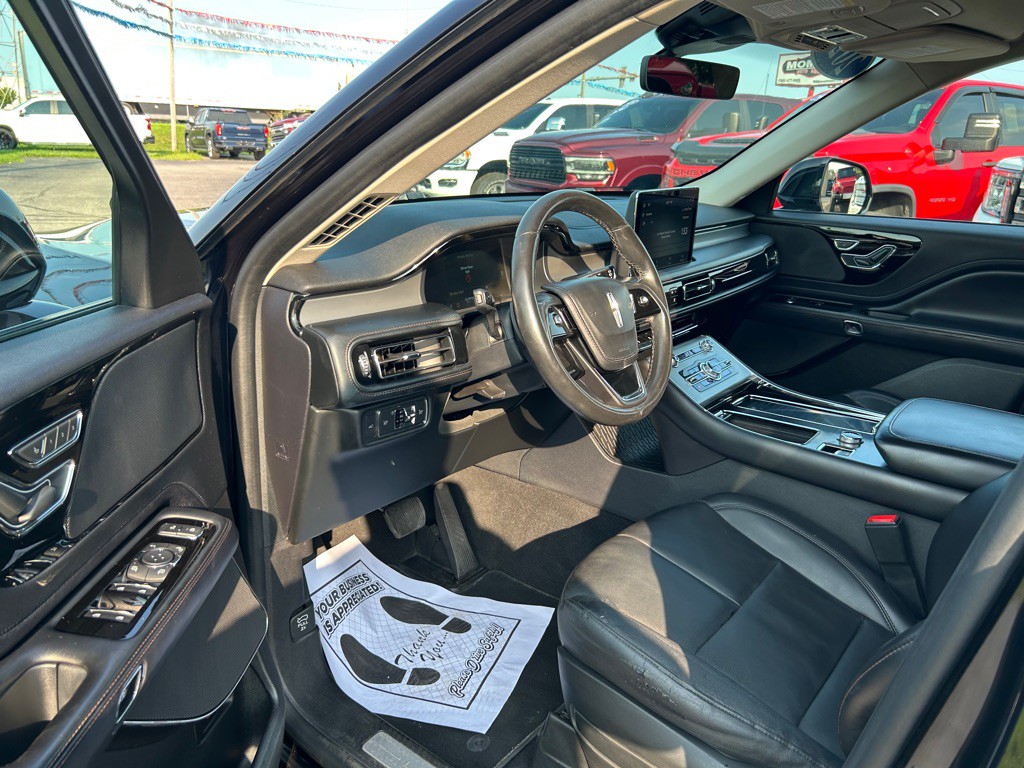 2020 Lincoln Aviator Image 16