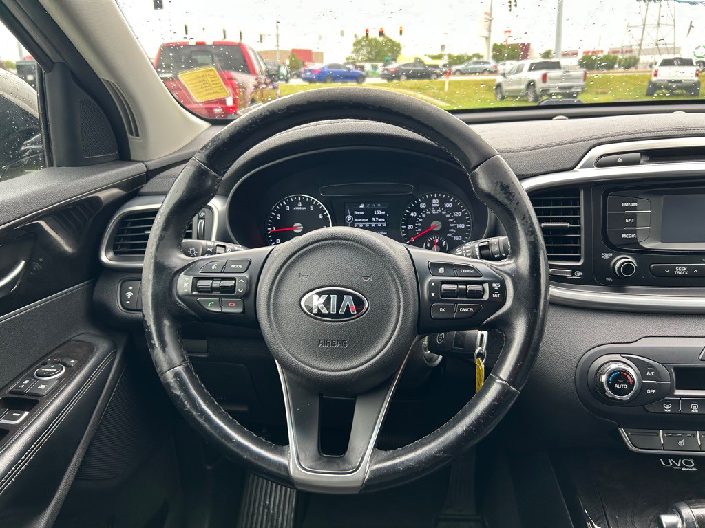 2016 Kia Sorento Image 17
