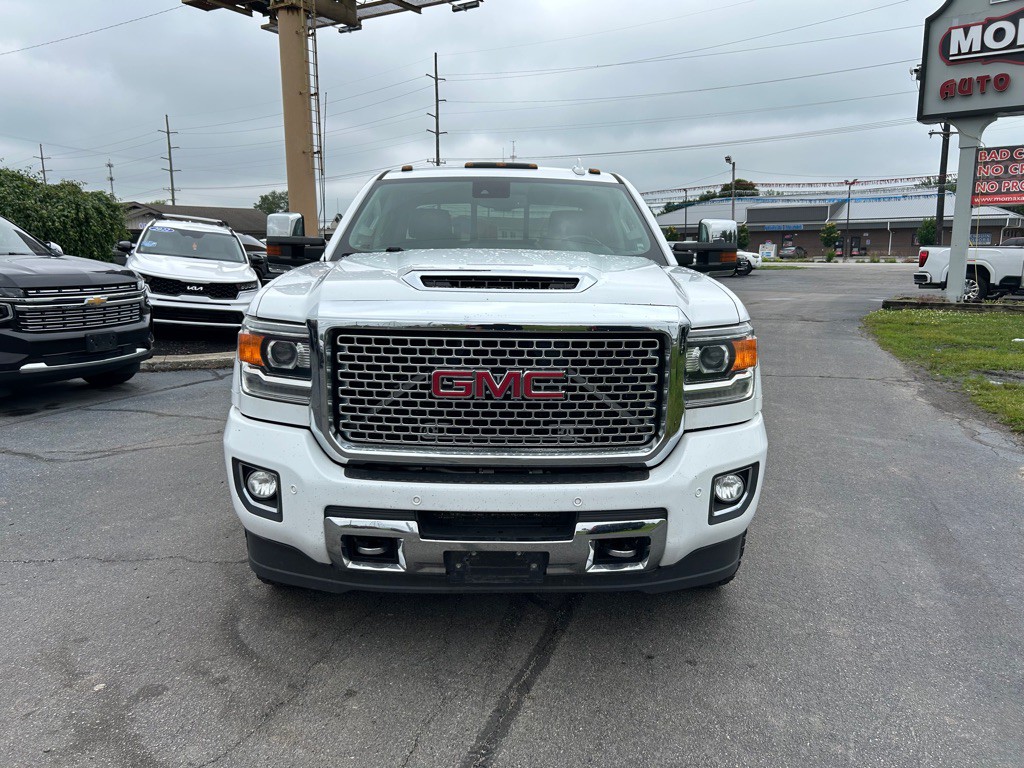 2017 GMC Sierra Image 3