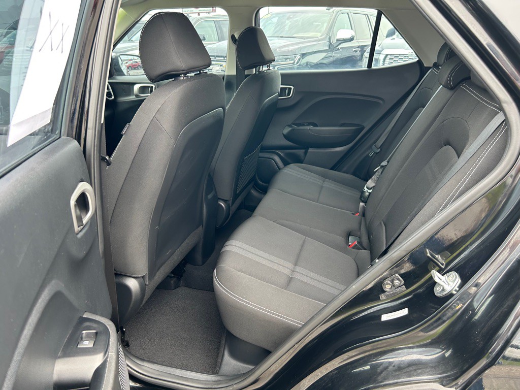 2021 Hyundai Venue Image 14