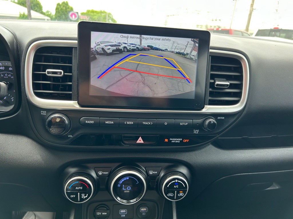 2021 Hyundai Venue Image 20
