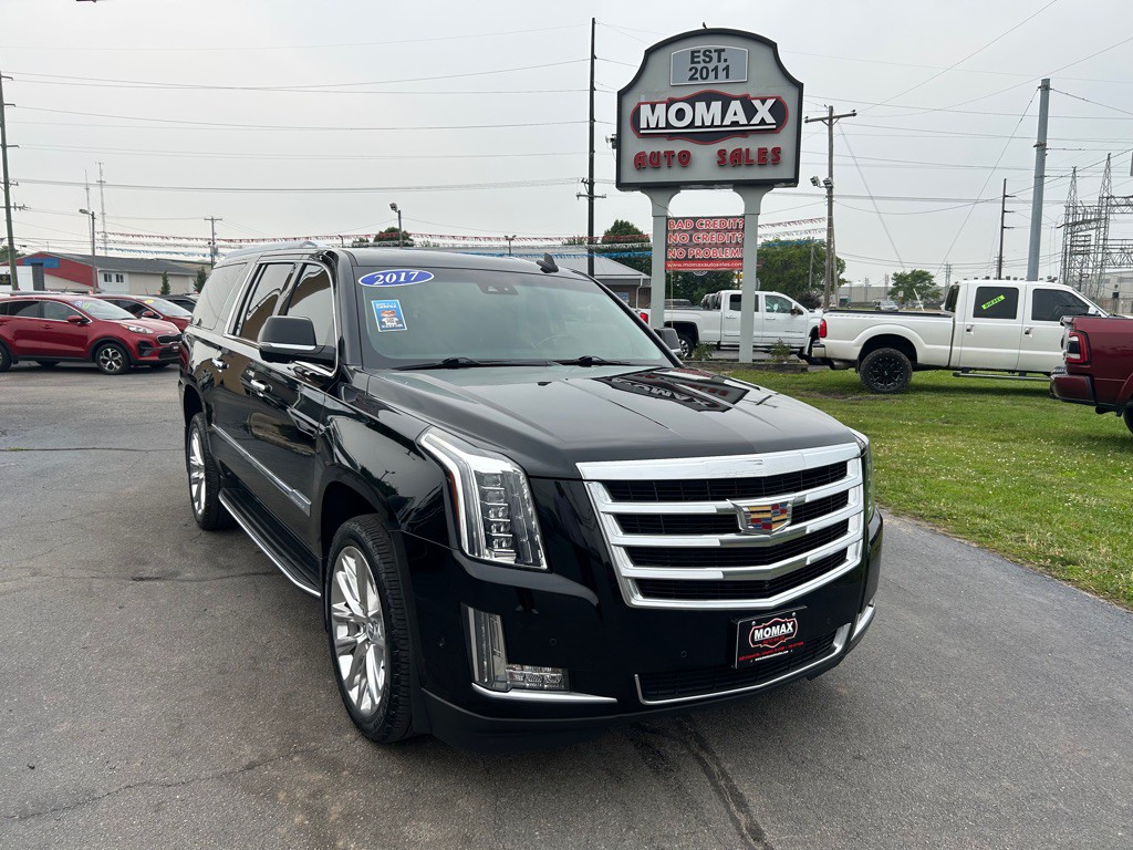 2017 Cadillac Escalade Image 3