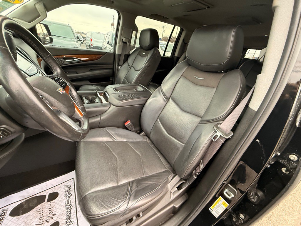 2017 Cadillac Escalade Image 20