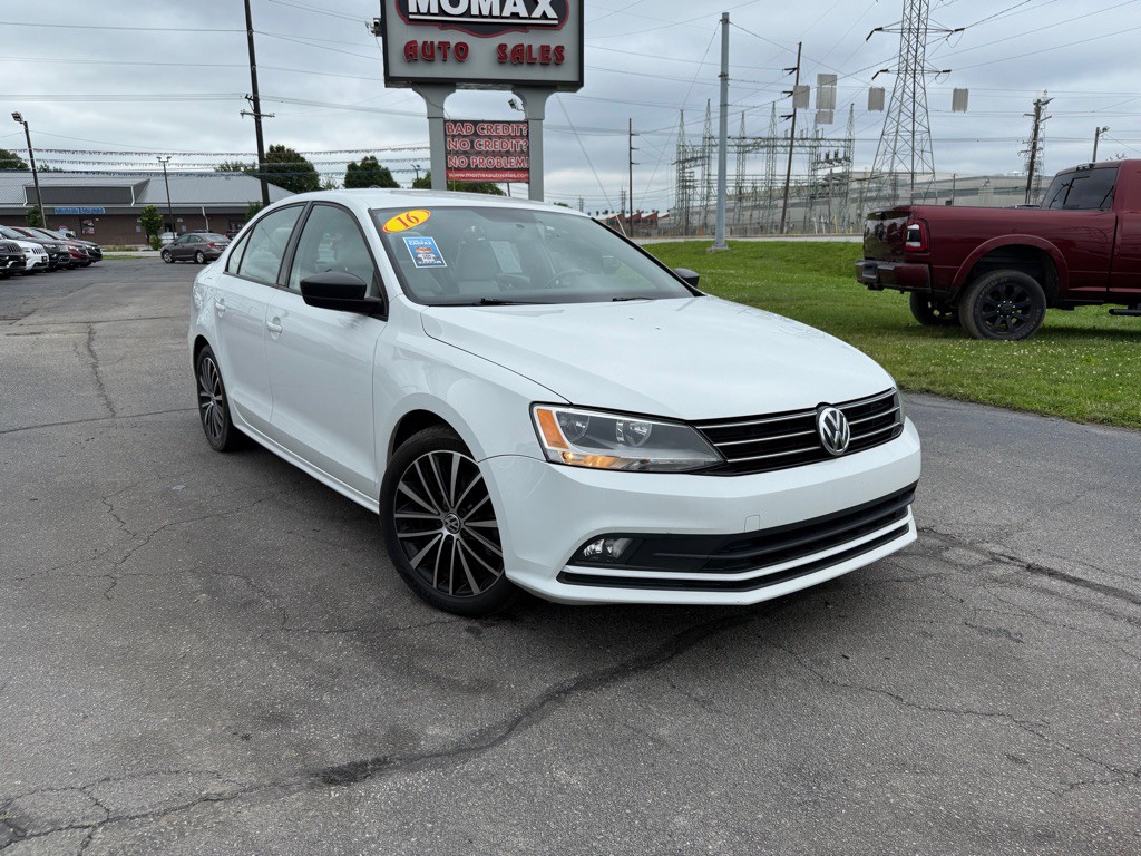 2016 Volkswagen Jetta Image 2