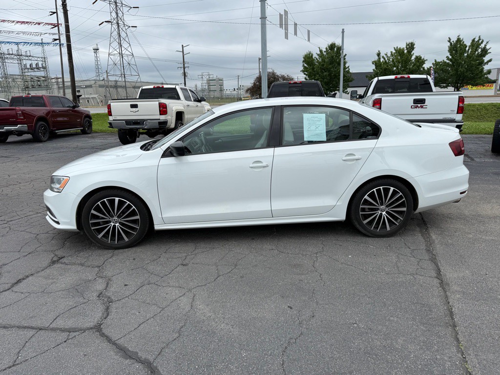 2016 Volkswagen Jetta Image 9