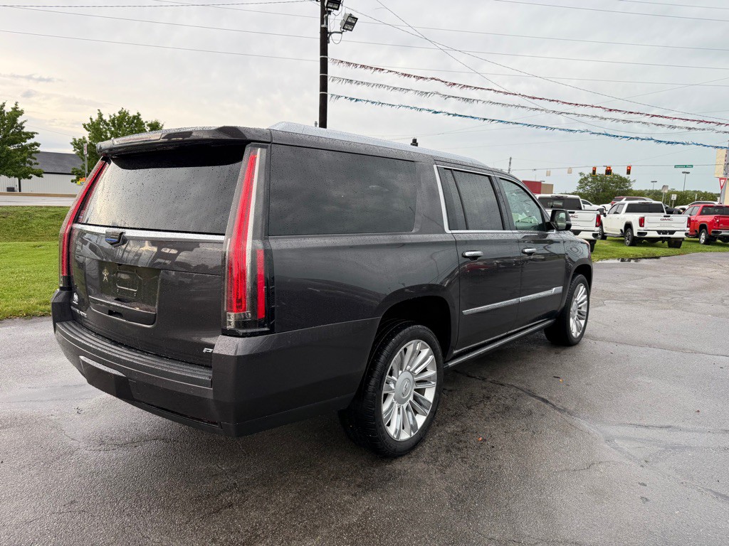 2015 Cadillac Escalade Image 6
