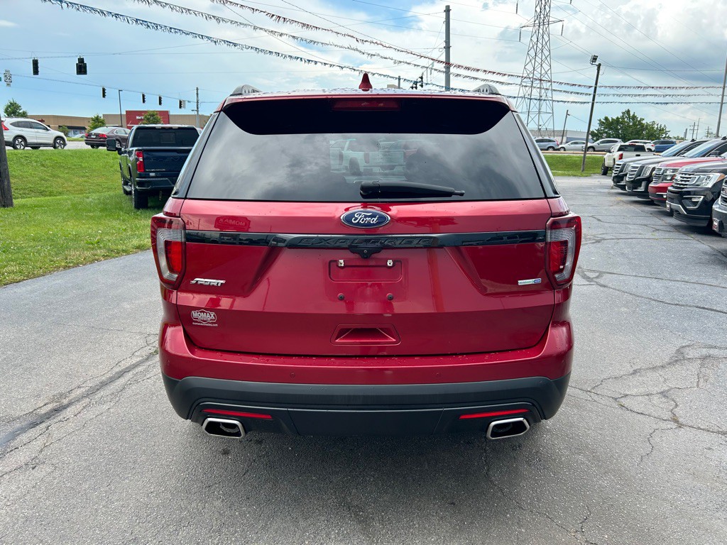 2016 Ford Explorer Image 8