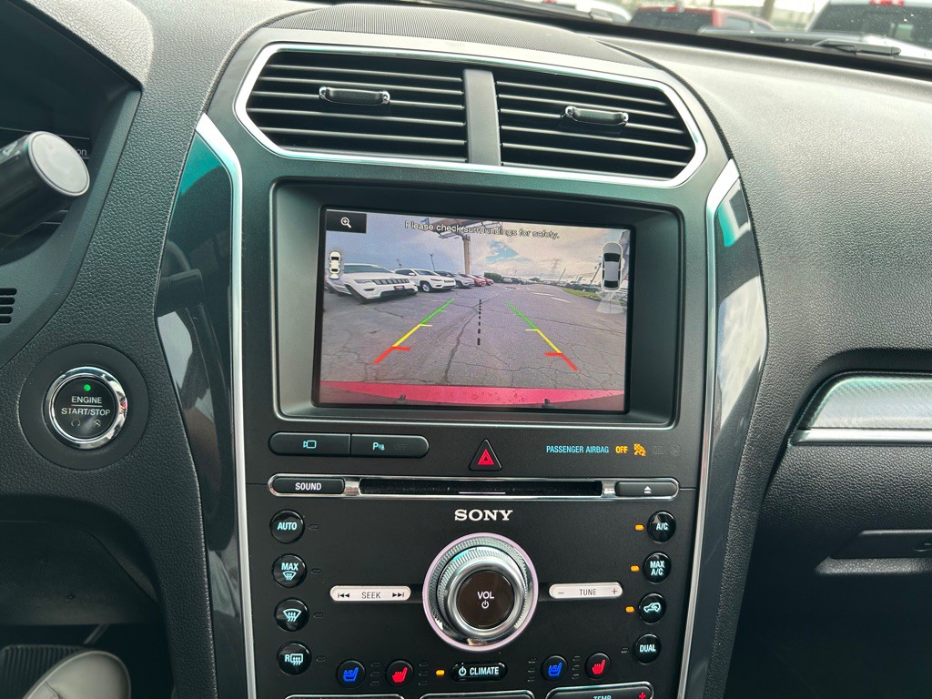 2016 Ford Explorer Image 21