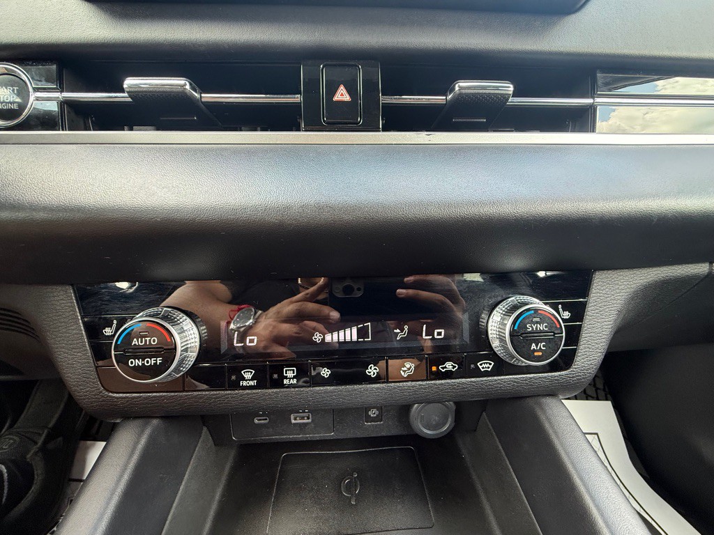 2022 Mitsubishi Outlander Image 15