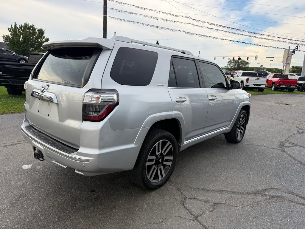 2014 Toyota 4Runner Image 8