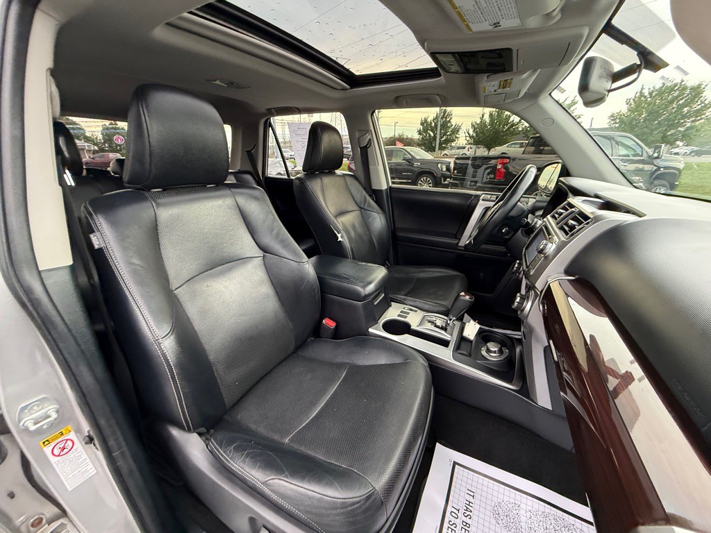2014 Toyota 4Runner Image 17