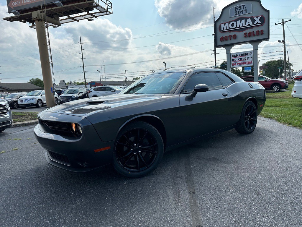 2016 Dodge Challenger Image 1
