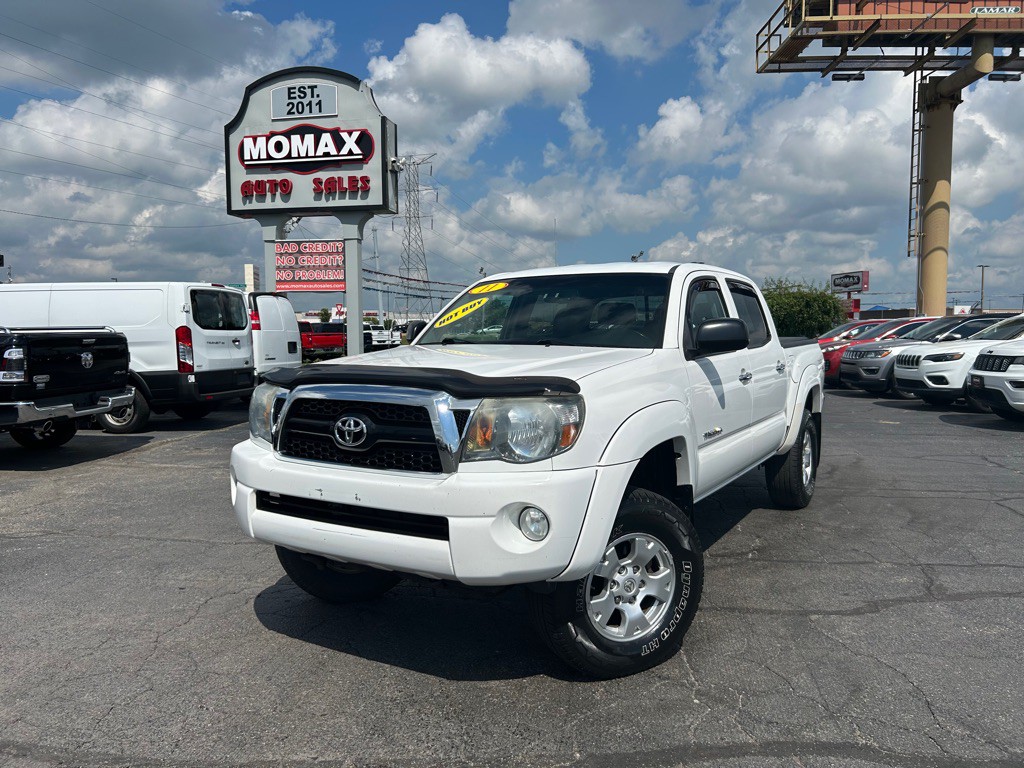 2011 Toyota Tacoma Image 2
