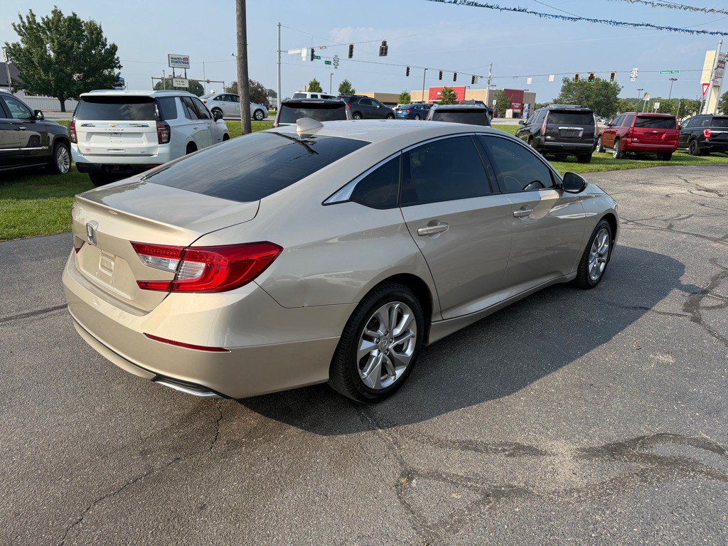 2019 Honda Accord Image 8