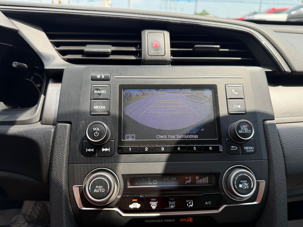 2016 Honda Civic Image 13