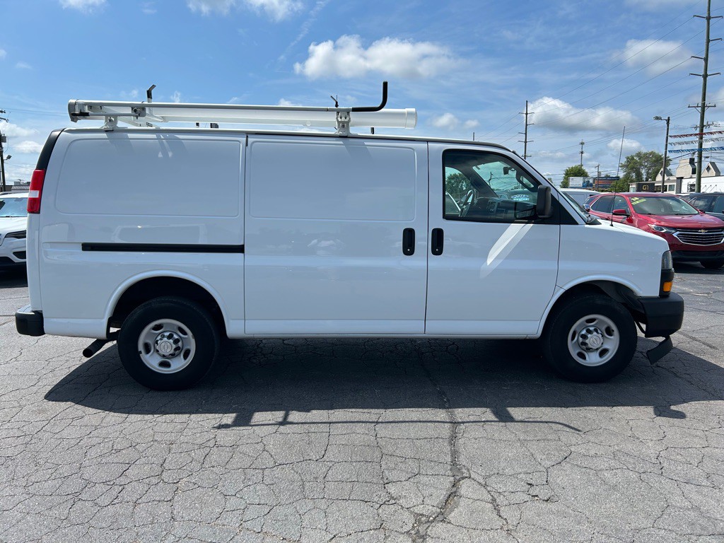 2019 Chevrolet Express Image 8