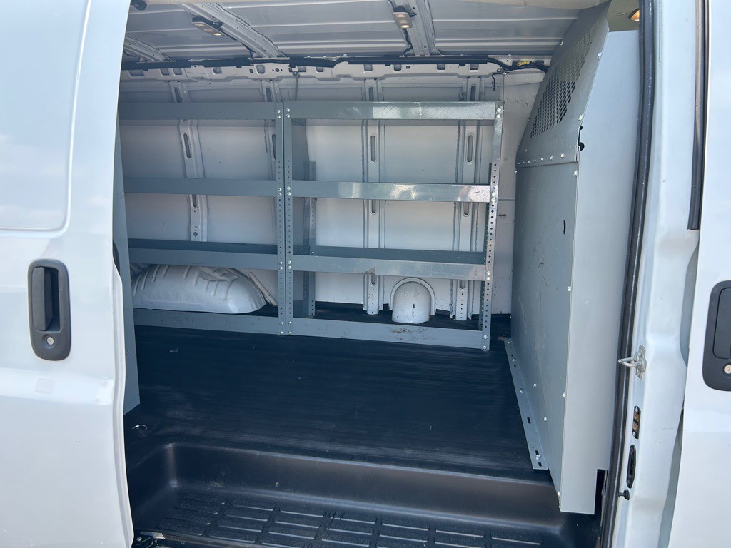 2019 Chevrolet Express Image 11
