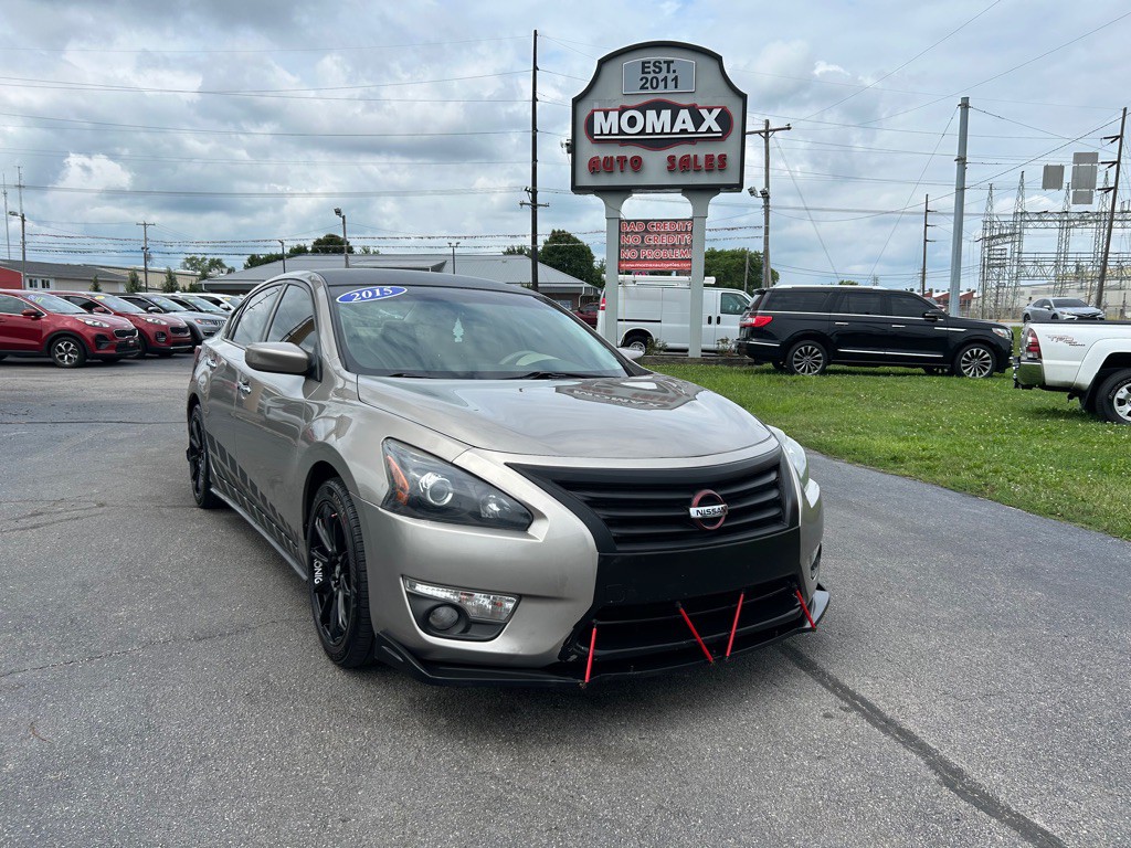 2015 Nissan Altima Image 4