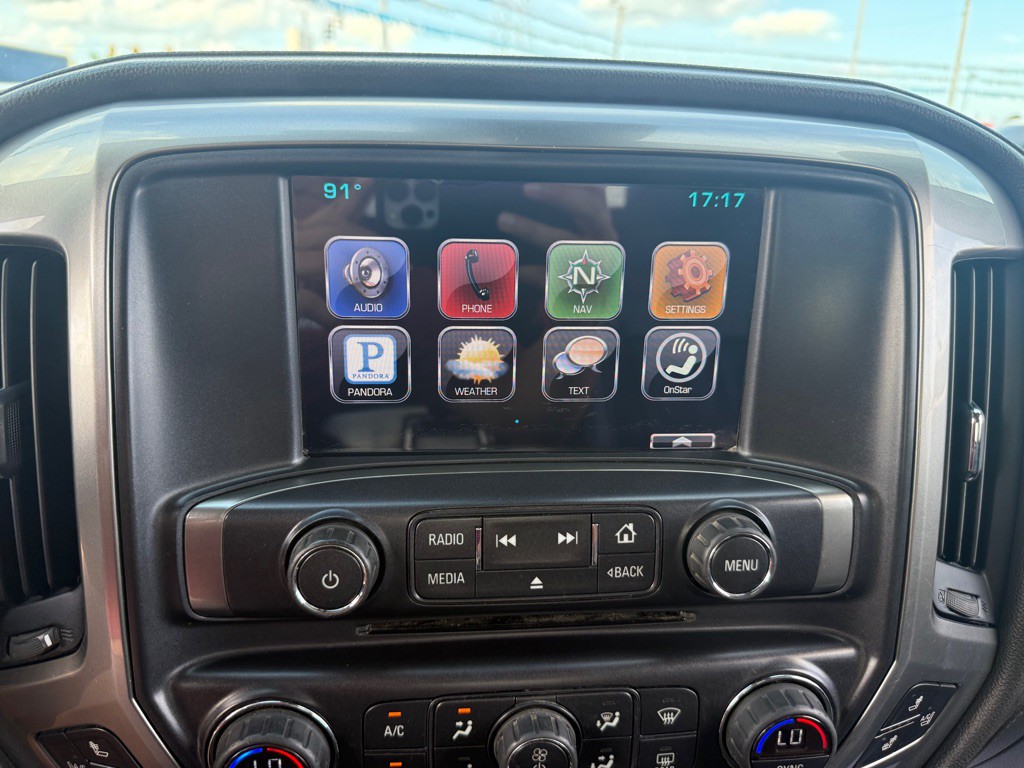 2015 Chevrolet Silverado 1500 Image 11